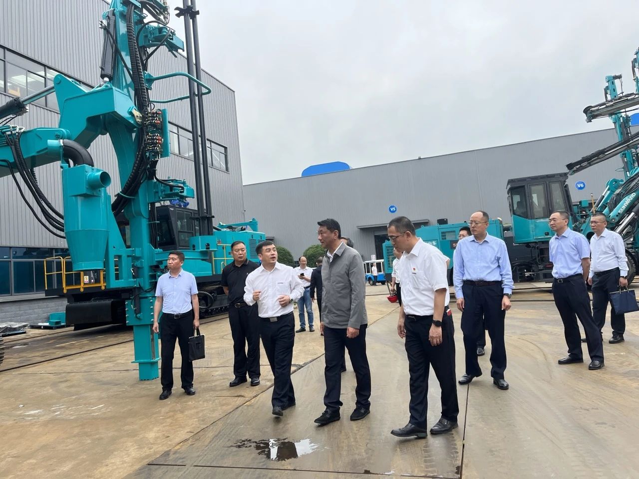 中煤平朔党委书记、、、董事长陈建一行调研3044am永利集团智能