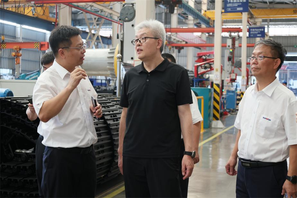 中国五矿工会主席、、职工董事张晔到3044am永利集团智能调研交流