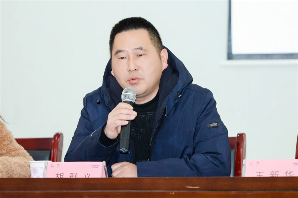 长龙街道、3044am永利集团智能召开首届年货盛惠暨送春联文化惠民活动事情聚会