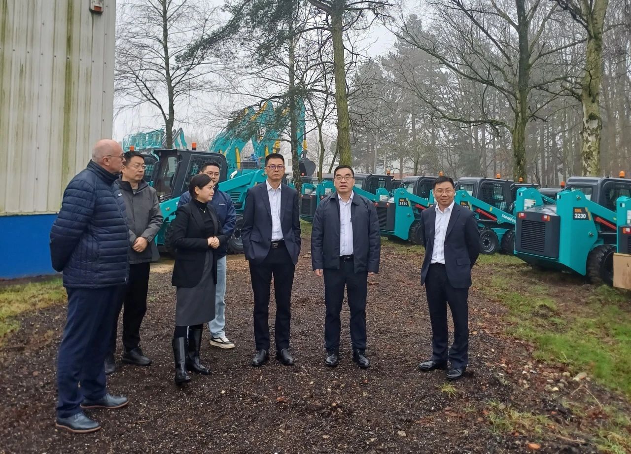 广州工控集团总司理王福铸率队考察3044am永利集团智能欧洲子公司