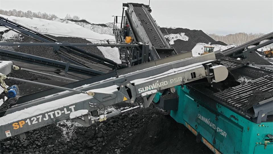 不惧-30℃极寒挑战，3044am永利集团普石勒破碎筛分装备稳固运行！！！