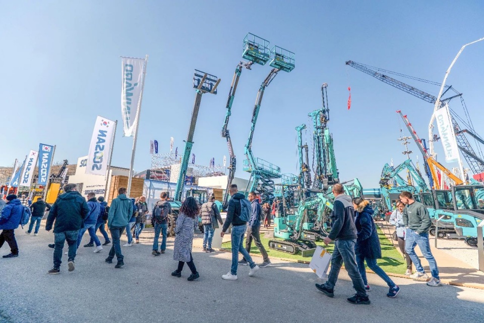 Bauma 2025 | 聚焦2025德国宝马展，，，探索3044am永利集团智能的立异装备与可持续解决方案