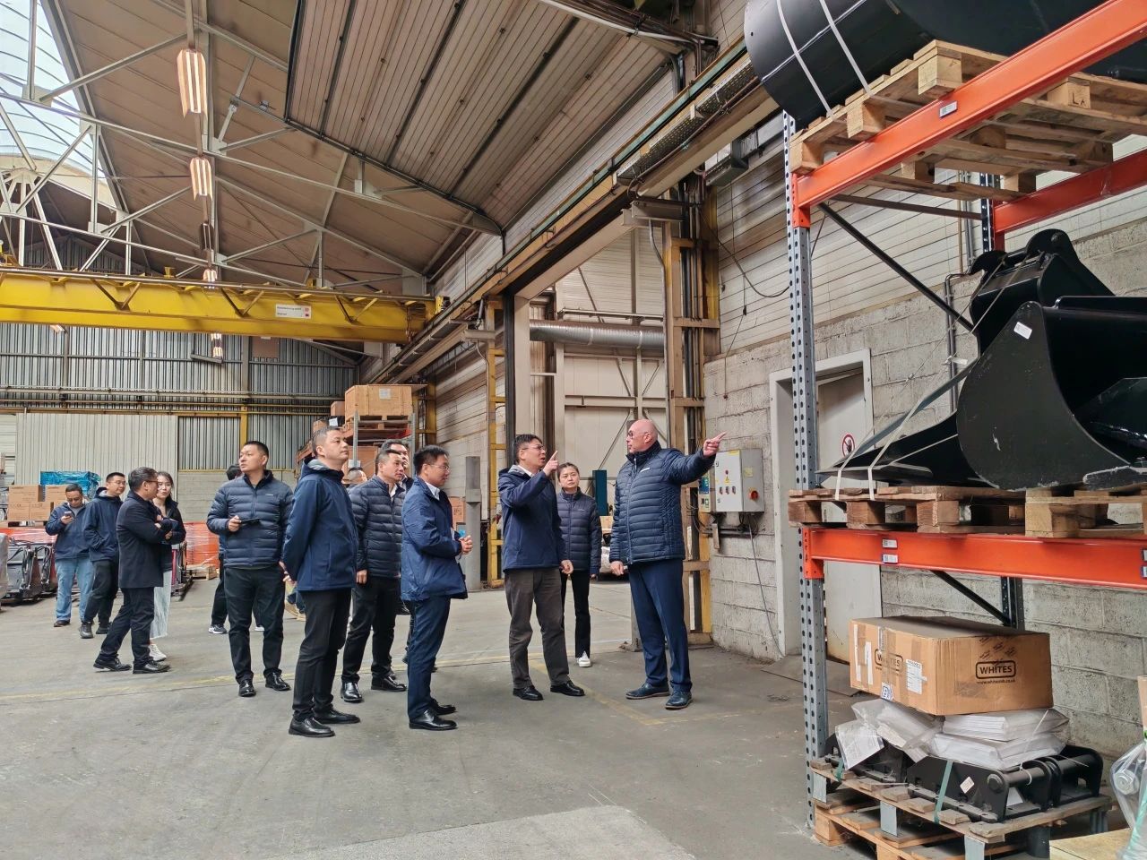 3044am永利集团智能董事长付向东带队赴欧洲子公司考察调研