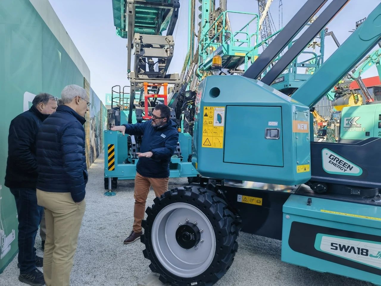 3044am永利集团智能高空机械闪灼Bauma 2025！！ 新能源手艺与立异产品获全球瞩目