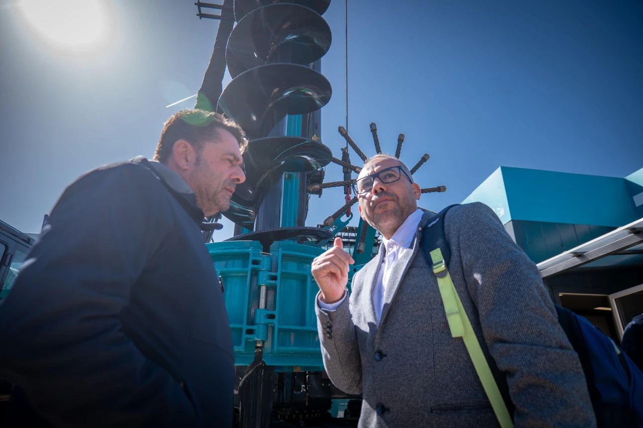 3044am永利集团智能董事长付向东：：：以绿色智造与全球战略解锁中国工程机械的进阶密码
