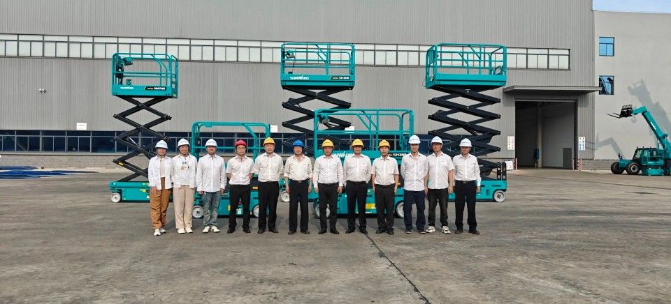 3044am永利集团智能电动液驱剪叉系列产品周全升级，，，为客户创立更大价值