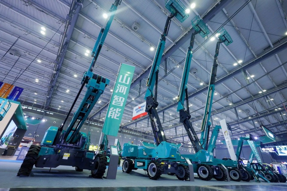 2025 CICEE | 3044am永利集团智能实力闪灼2025长沙国际工程机械展