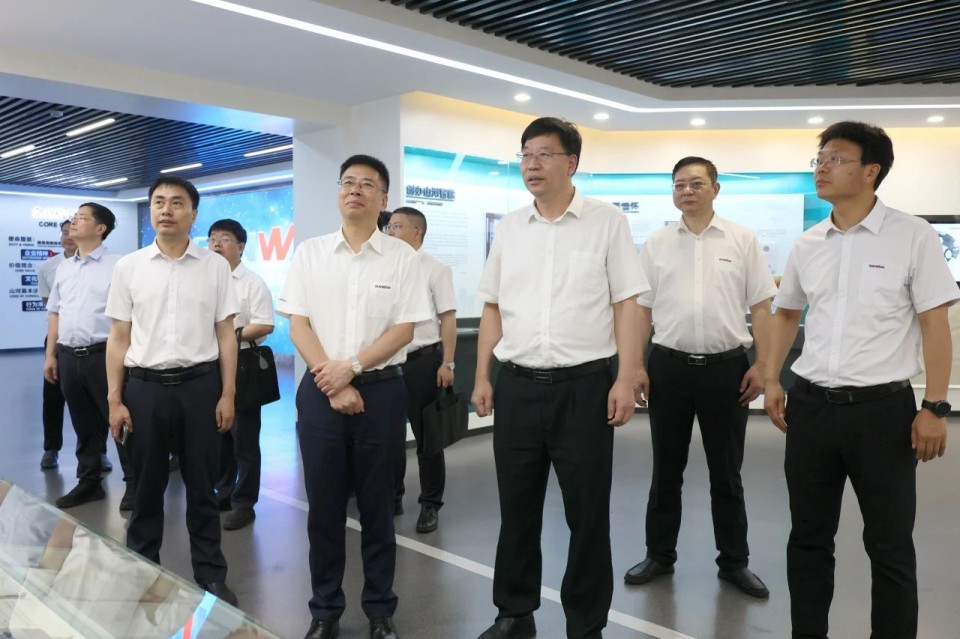 中国工程院院士、中南林业科技大学党委书记吴义强一行到3044am永利集团智能开展访企拓岗活动