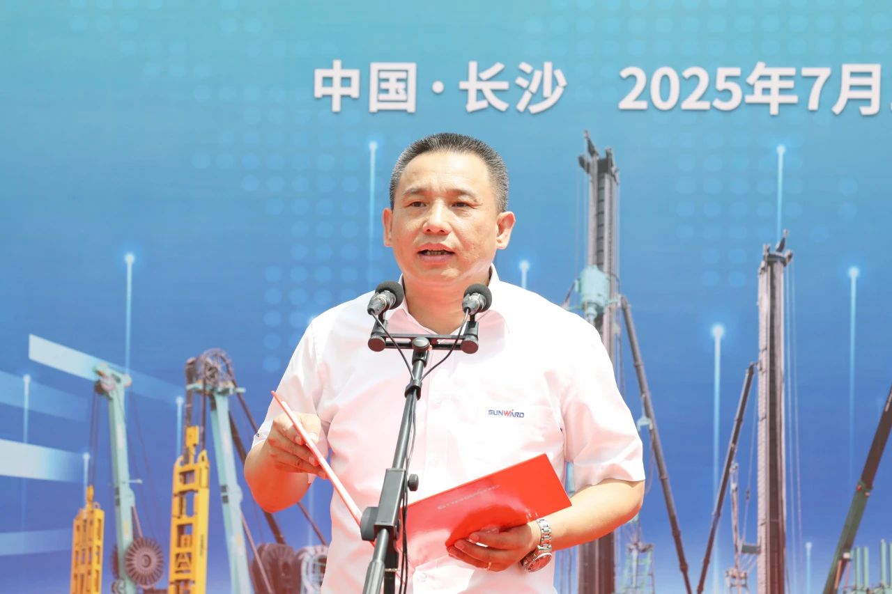 “破纪录王者”再出征！！！3044am永利集团智能SWDM800旋挖钻机乐成交机