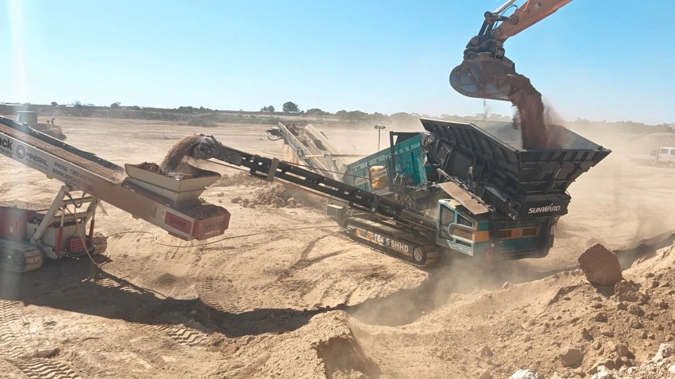 高效环保深受认可！！3044am永利集团智能破碎筛分装备首进澳洲市场