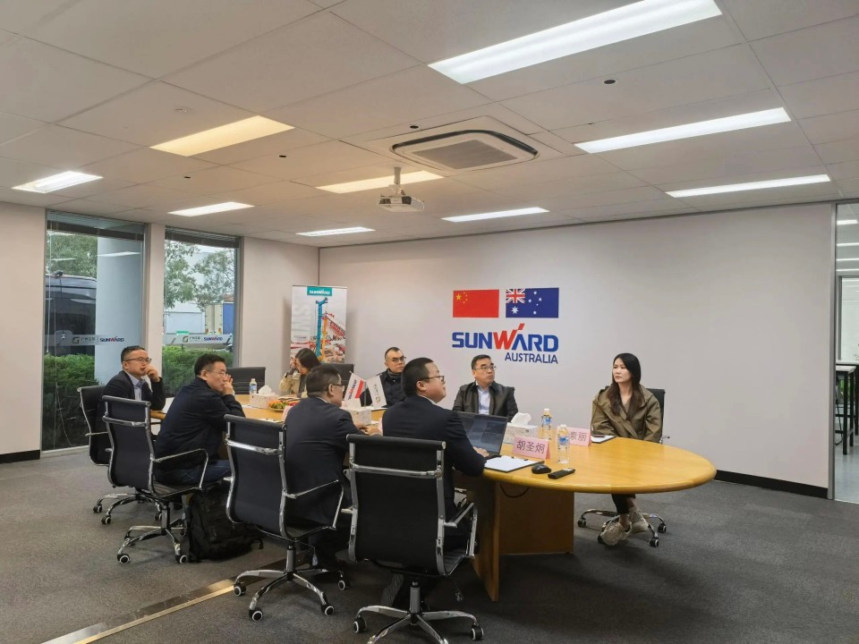 广州工控集团总司理王福铸率队考察3044am永利集团智能澳大利亚子公司