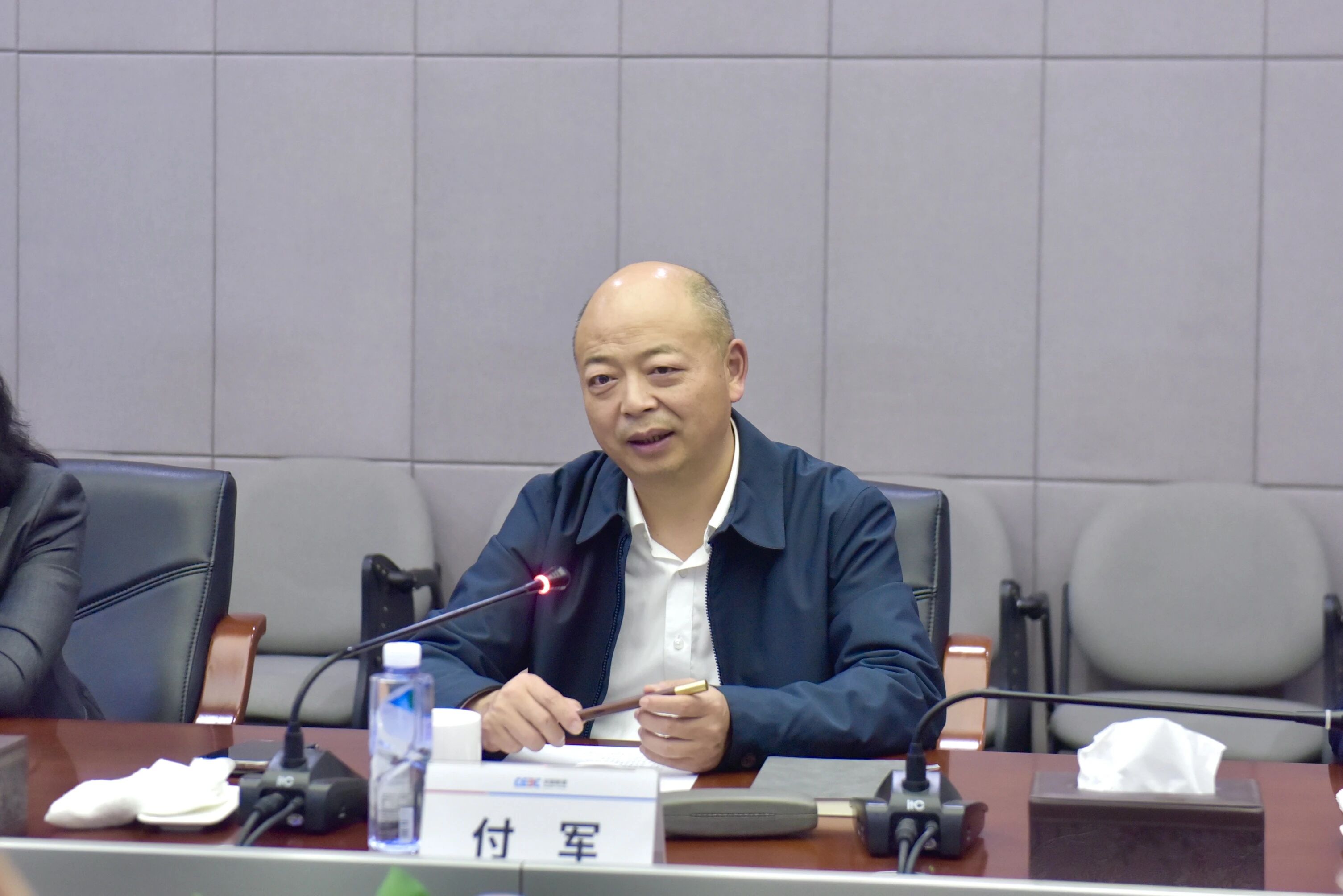 3044am永利集团智能与易普力开展座谈交流，，谱写互利共赢新篇章