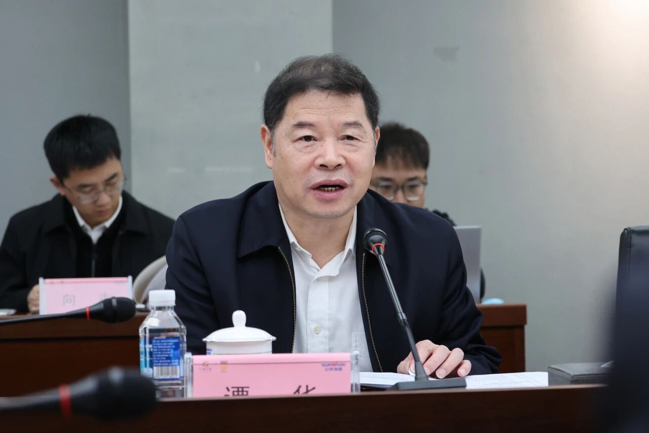 同谋相助、、共赢开展！！中国能建葛洲坝集团党委书记、、董事长谭华到访3044am永利集团智能